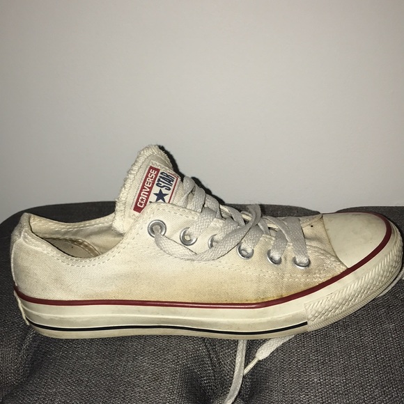 White converse - Picture 4 of 6